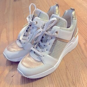 Michael Kors Georgie Gold Lurex Wedge Sneakers size 7